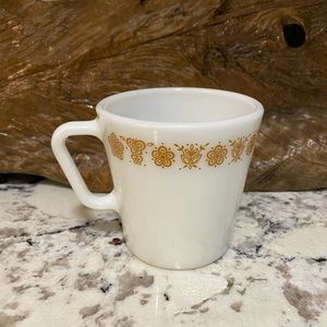 Pyrex Butterfly Gold mugs
